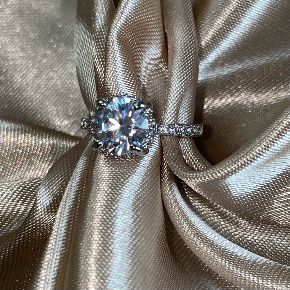 Wedding diamond ring